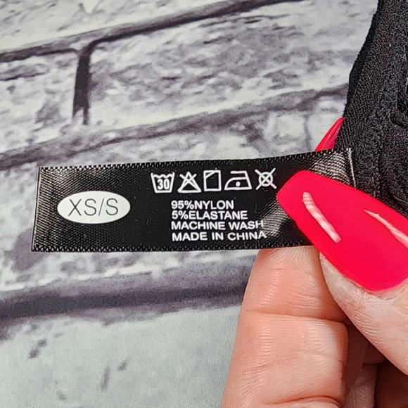 Killstar 'In Vein' Black Fishnet Halter Top - XS/S - Picture 4 of 4